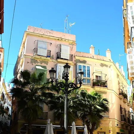 La Casa Del Reloj Apartment *